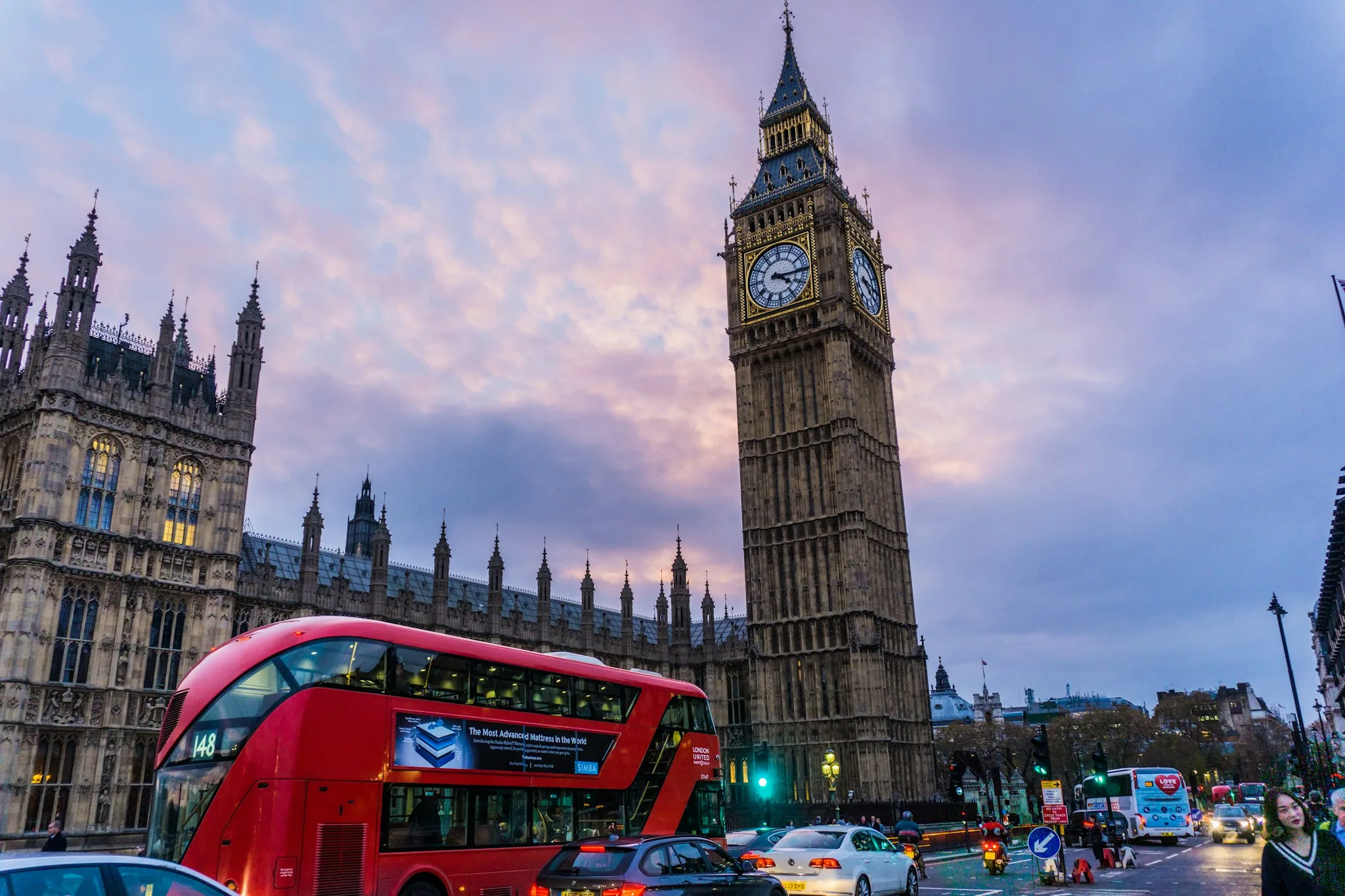 Londra, Big Ben ve kırmızı otobüs